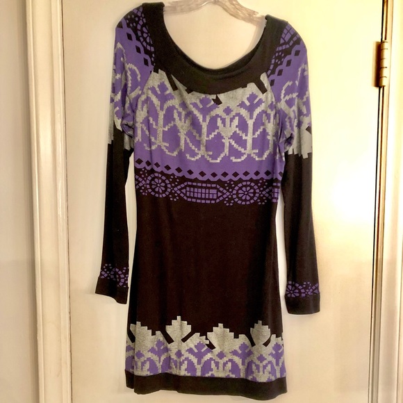 Karlie Dresses & Skirts - Beautiful Karlie Long Sleeve Dress size L